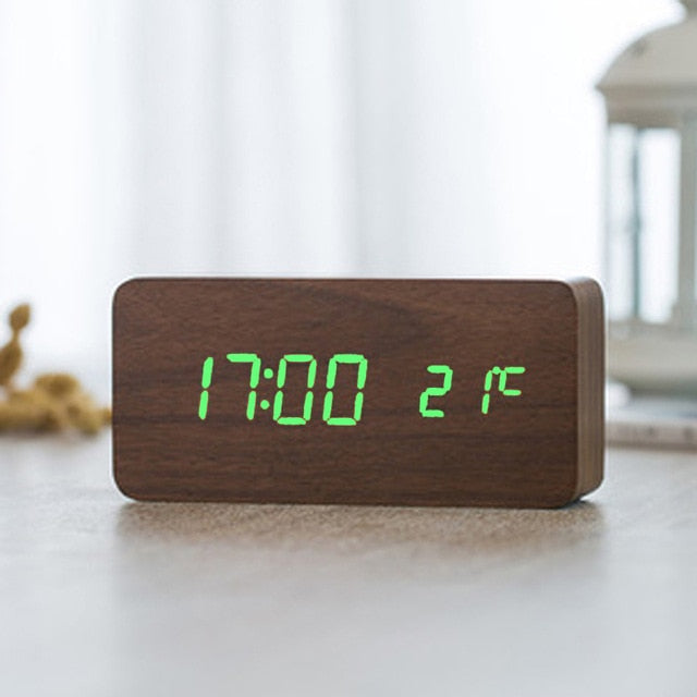 Réveil LED numérique nordique avec commande vocale – Rendez votre matinée sans effort