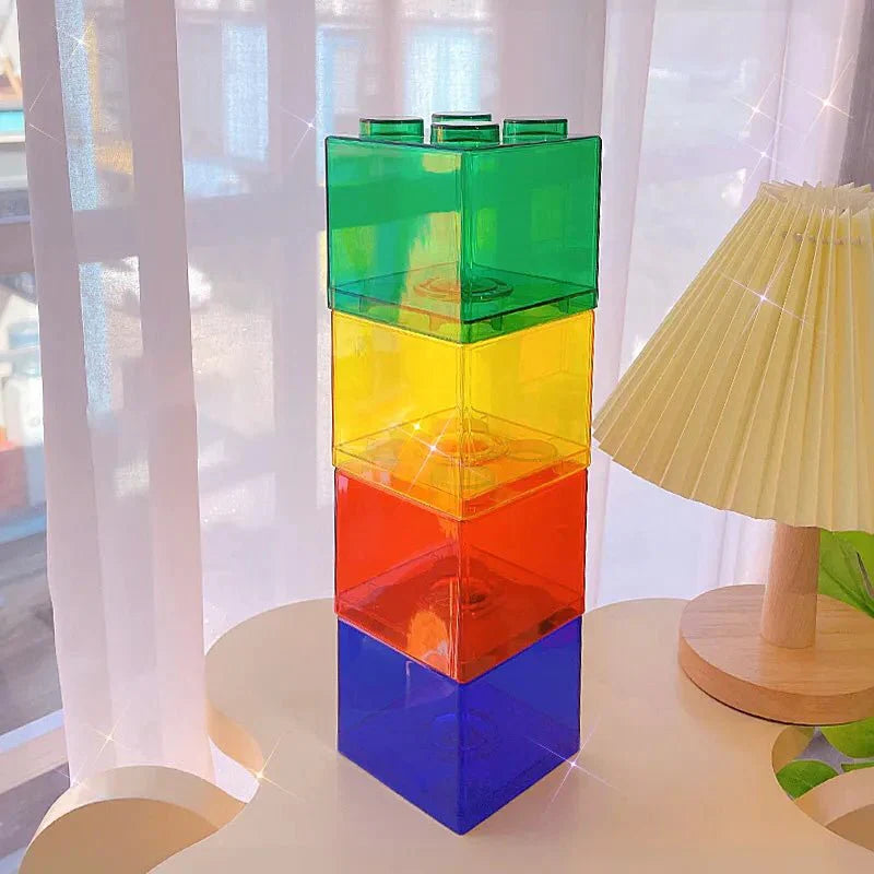 Tirelire translucide en blocs