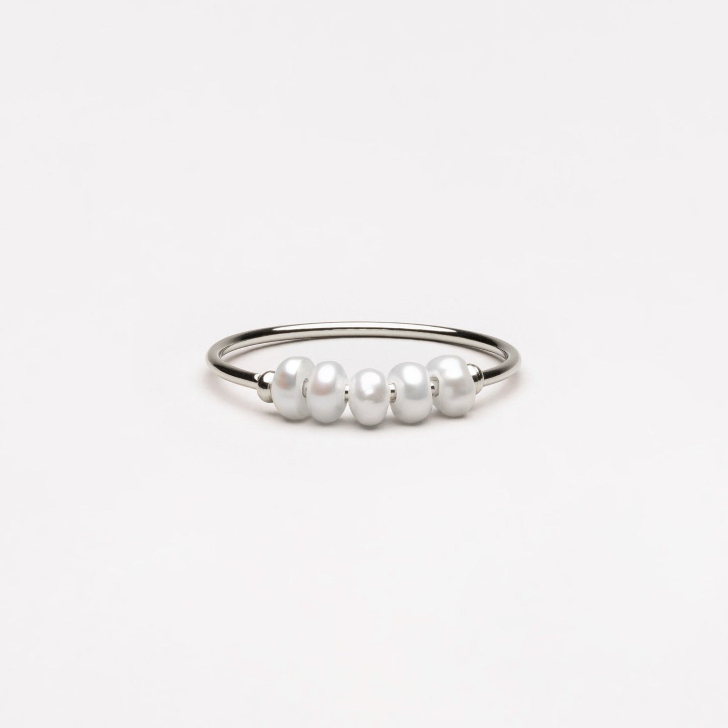 Chic Isolde Mini Pearl Ring - Élevez votre style !