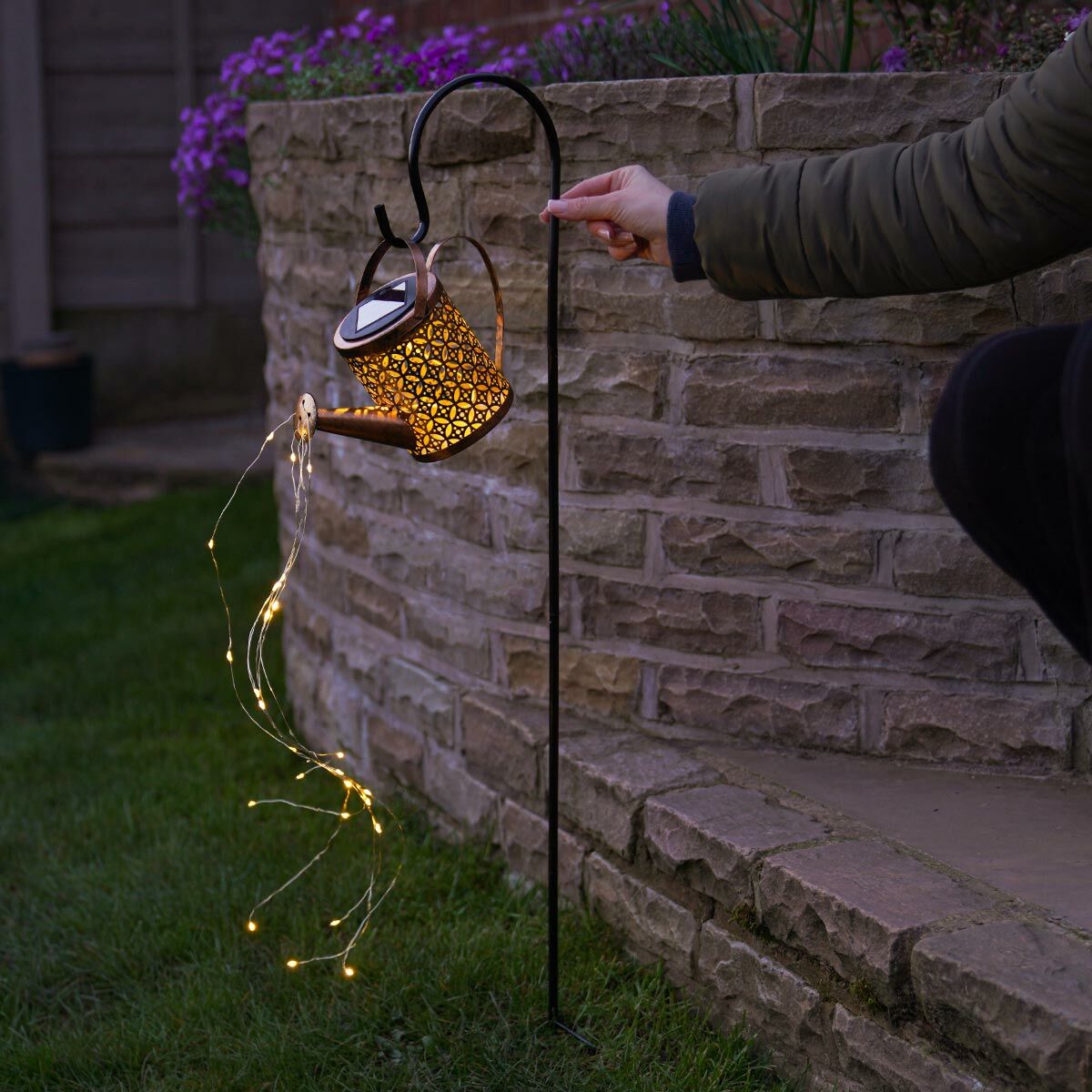 Floroux | Lampe de jardin LED créative et vintage en arrosoir