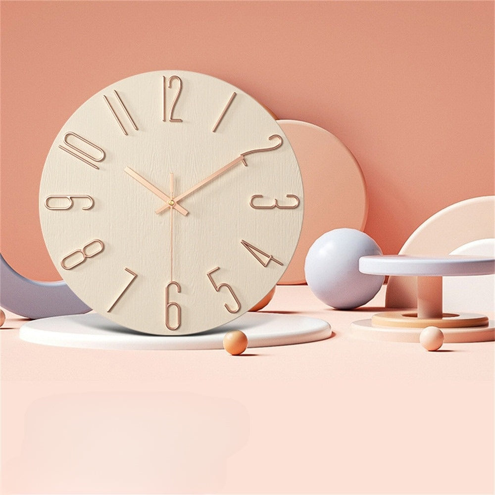 GlowTech – Horloge murale en plastique moderne