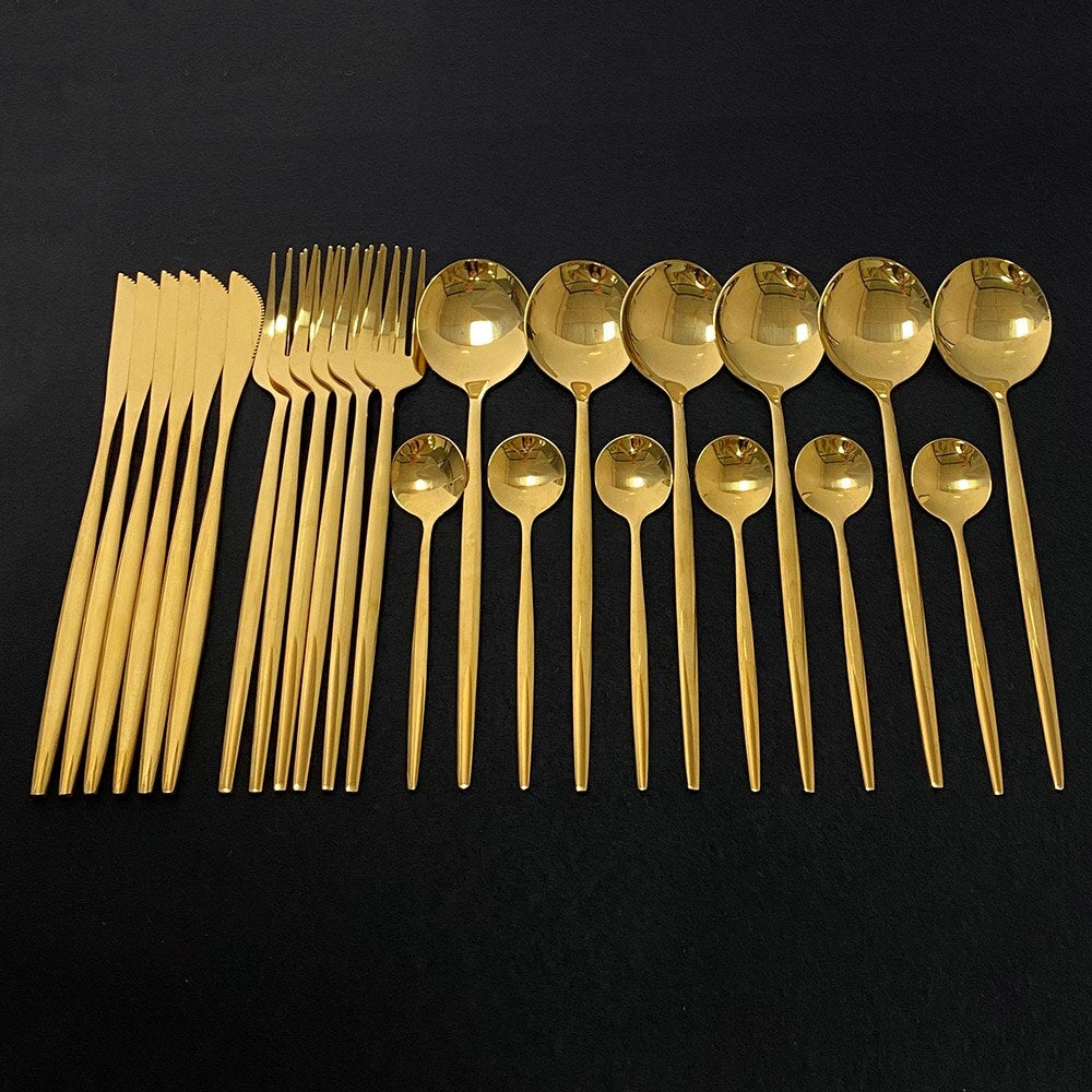 RoyalGlimmer Ensemble de Couverts Dorés - Ensemble de Couverts Dorés pour une Table Luxueuse