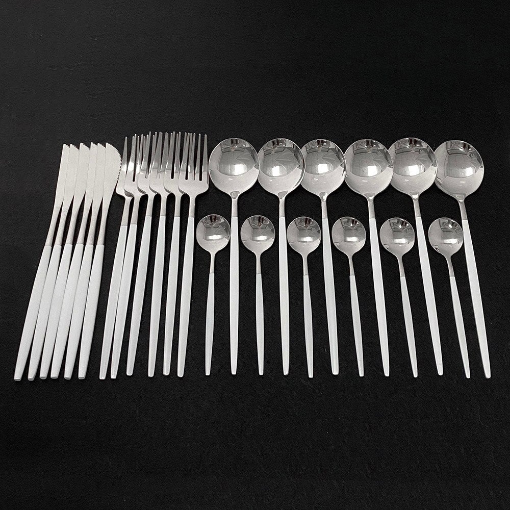 RoyalGlimmer Ensemble de Couverts Dorés - Ensemble de Couverts Dorés pour une Table Luxueuse