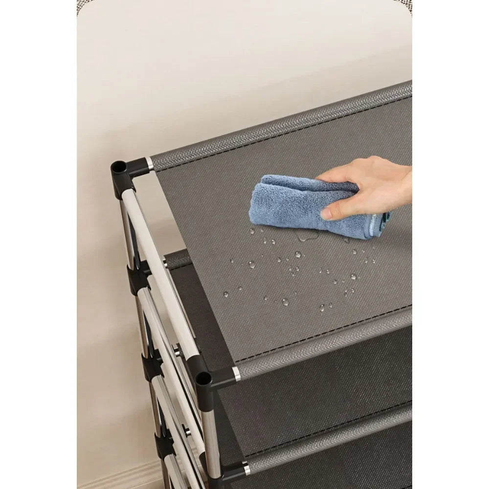 Étagère à chaussures haute : Solution de rangement peu encombrante, stable et durable