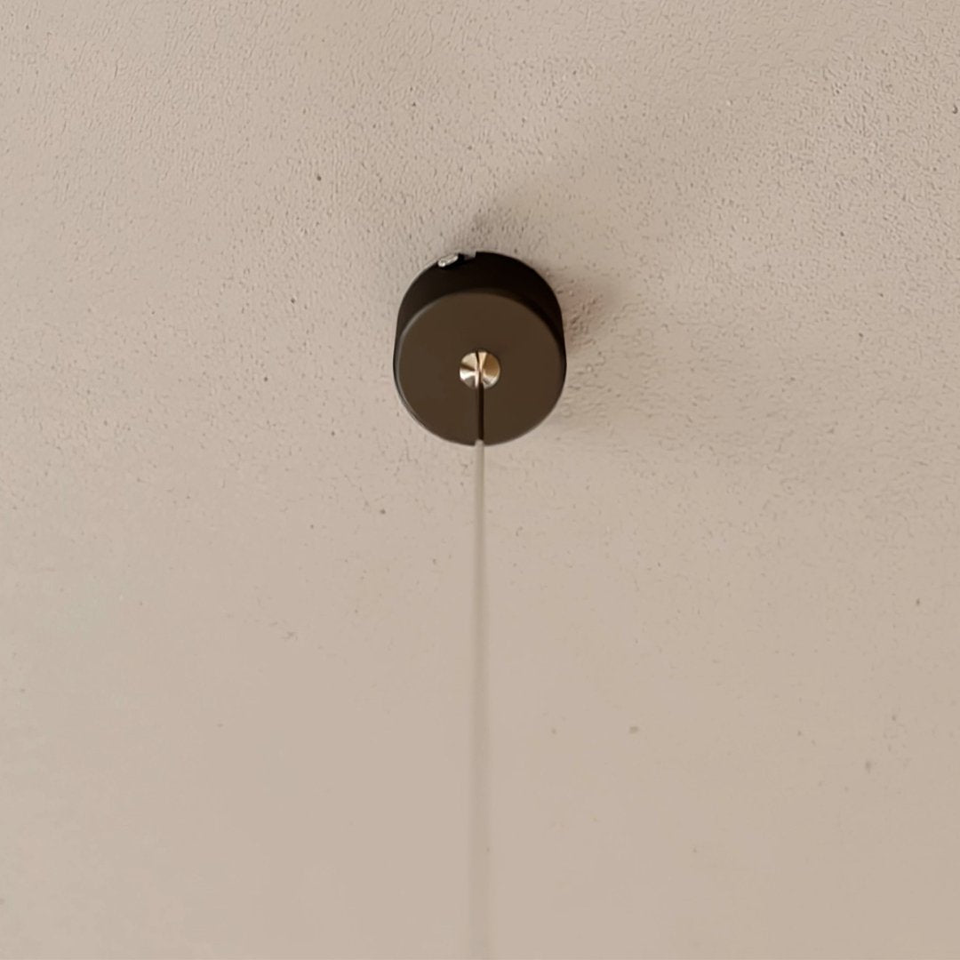 LuminaireÉlégant - Suspension LED Minimaliste au Design Raffiné