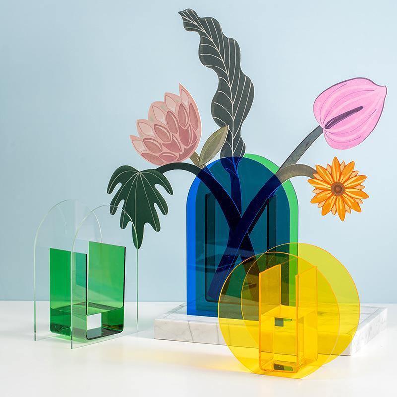 Colored acrylic vase Floroux with geometric design | Elegant flower vase | Modern and timeless
