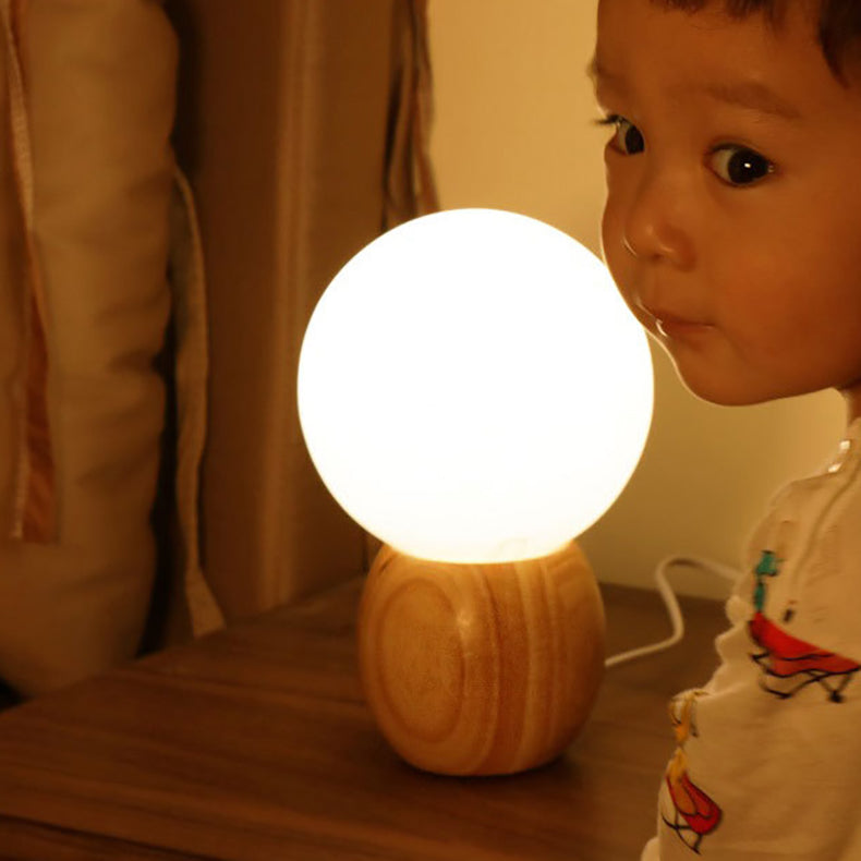 Floroux Lampe de Table Scandinave | Base en Bois | Design en Verre Orb | Parfait pour Chambre & Salon | Lumière d'Ambiance