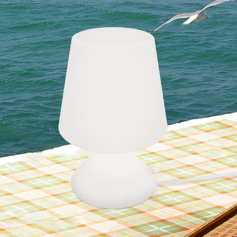 Lampe en forme de coupelle pour patio extérieur