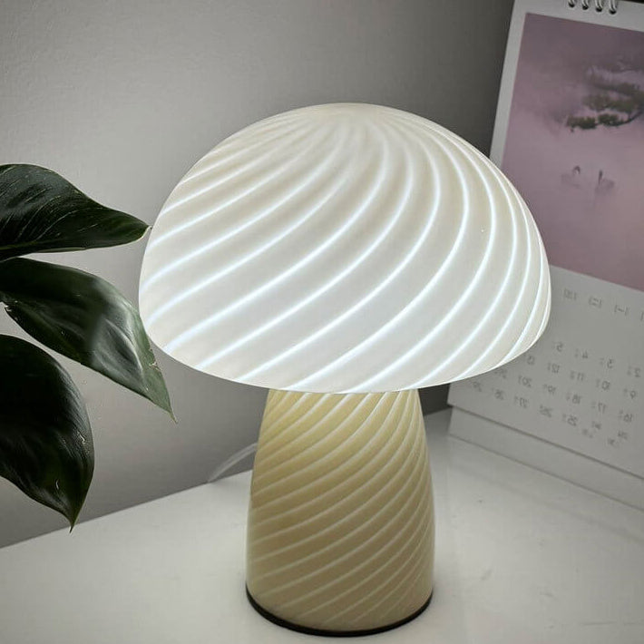 Floroux lampe de table en verre au design de champignon | Minimaliste & Moderne | Lumière d'ambiance chaude | Parfait pour la maison & le bureau