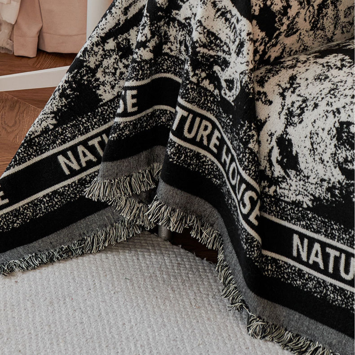 Couverture de canapé Mysterious Forest