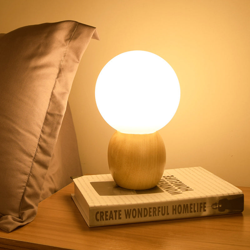 Floroux – Lampe de table élégante avec socle en bois naturel