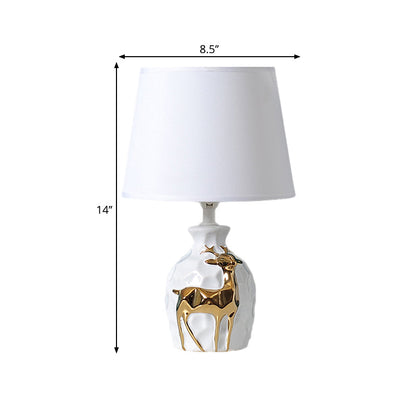 Floroux – Élégant vase cerf lampe de table pour une atmosphère chaleureuse