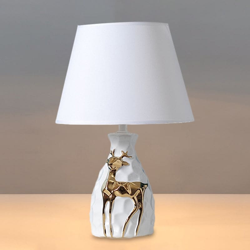 Floroux – Élégant vase cerf lampe de table pour une atmosphère chaleureuse