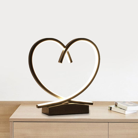 Floroux – Lampe de chevet charmante en bois avec design en cœur