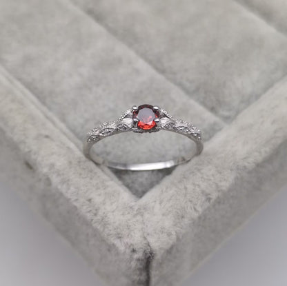 Anneau minimaliste élégant en améthyste et zircon - Nova