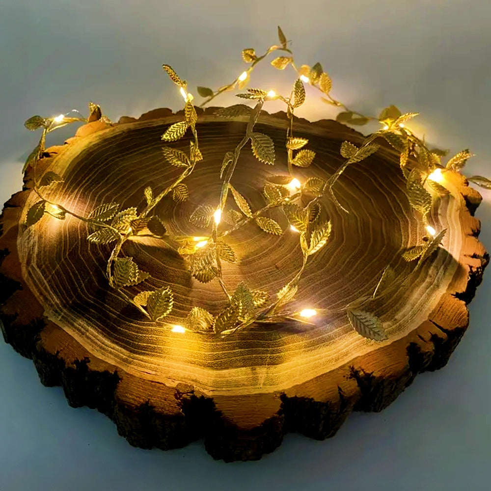FairyLume – Élégante Guirlande Lumineuse en Feuille Dorée