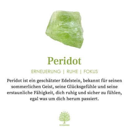 Anneau envoûtant Selene avec Péridot Naturel et Zirconium Étincelant