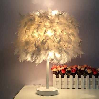FeatherGlow – Lampe de table sphérique à plumes