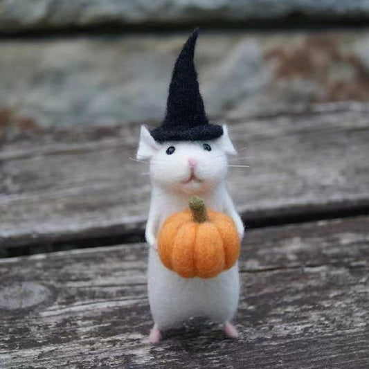 Souris en feutre et ornement de citrouille