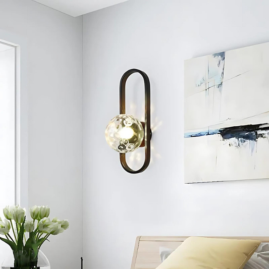 Floroux - Applique murale élégante avec une sphère en verre harmonieuse et une touche moderne