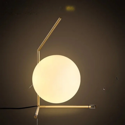 VerreLume – Lampe de Table en Verre Élégante pour Lecture et Décoration