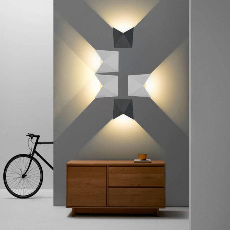 Applique LED origami moderne minimaliste avec 1 lumière