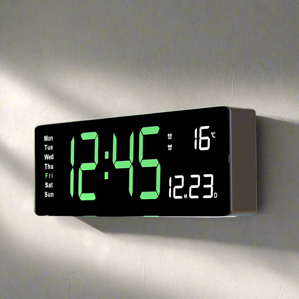 Horloge numérique en acrylique coloré - Apportez de la couleur à votre intérieur !