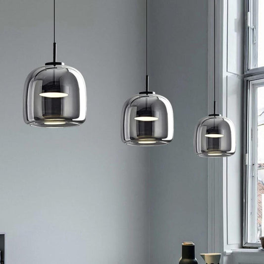 ÉclatNoir – Pendule Design en Verre Noir
