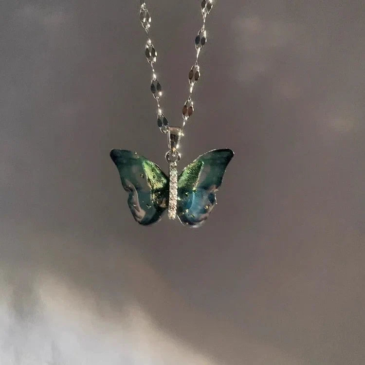 Collier Papillon Bleu Élégant Elina