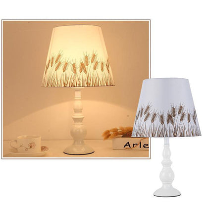 Floroux Lampe de Table Exclusive avec Abat-jour en Tissu | Motif Floral | Design de Vase | Fonction de Dimming LED | Éclairage Élégant pour la Maison
