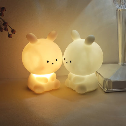 BunnyGlow – Grande Lampe de Table LED avec Batterie & Style Anime