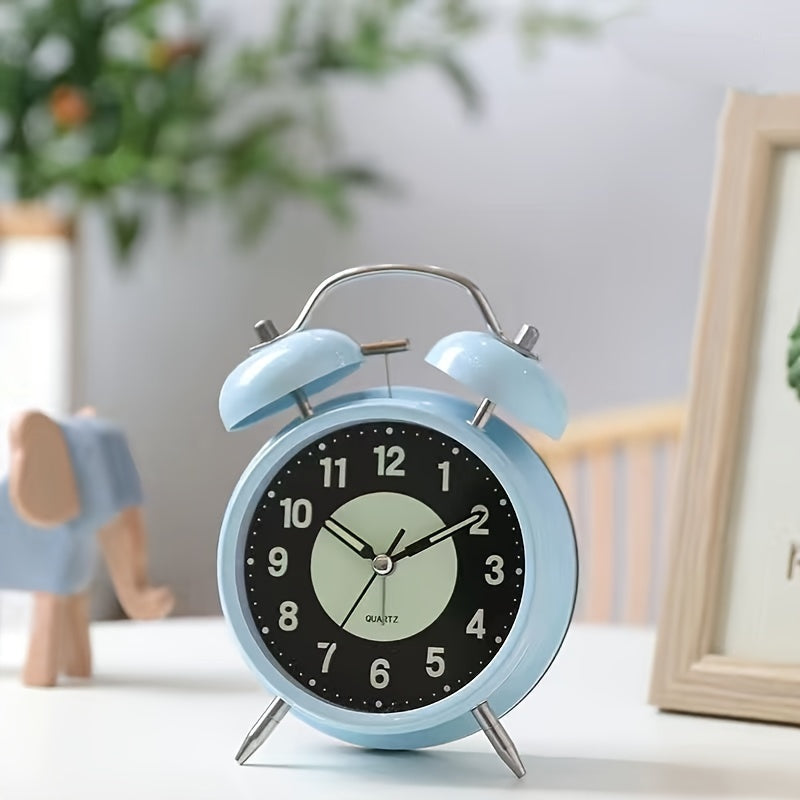GlowClock – Réveil Métallique Éclairé Moderne Silencieux