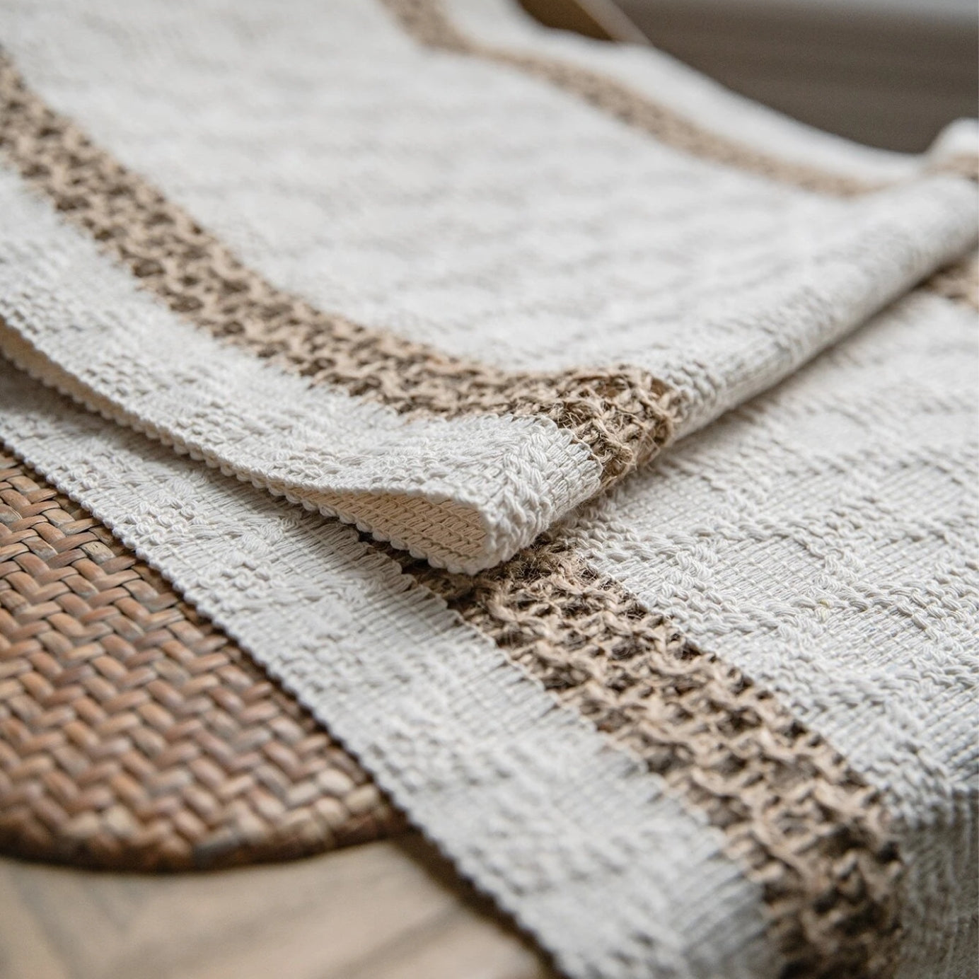 Chemin de table en corde de chanvre