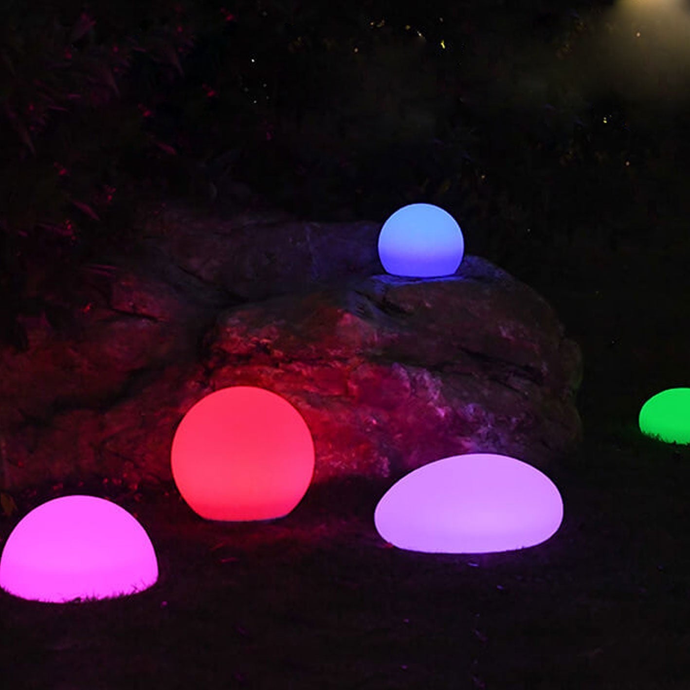 Floroux LED Boule Luminaire pour Extérieur | Solaire Étanche | Éclairage Décoratif pour Pelouse & Jardin | Durable & Résistant aux Intempéries