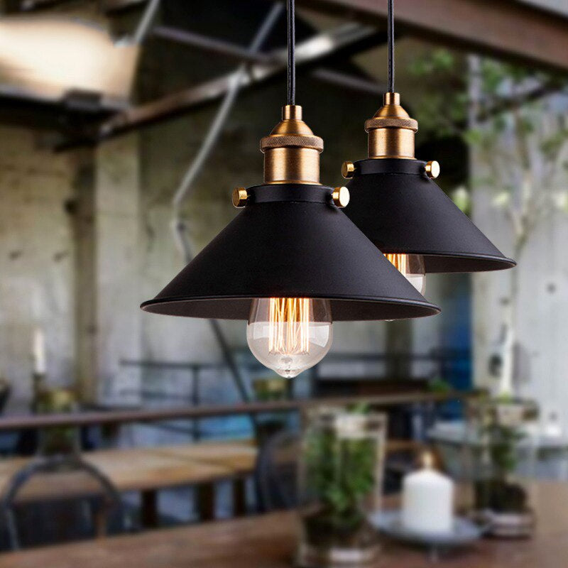 Floroux conical pendant in brass | Modern design | Dining room & Kitchen | Elegant atmosphere
