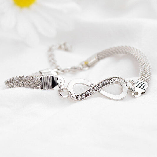 Bracelet Chic Infini pour une Élégance Intemporelle