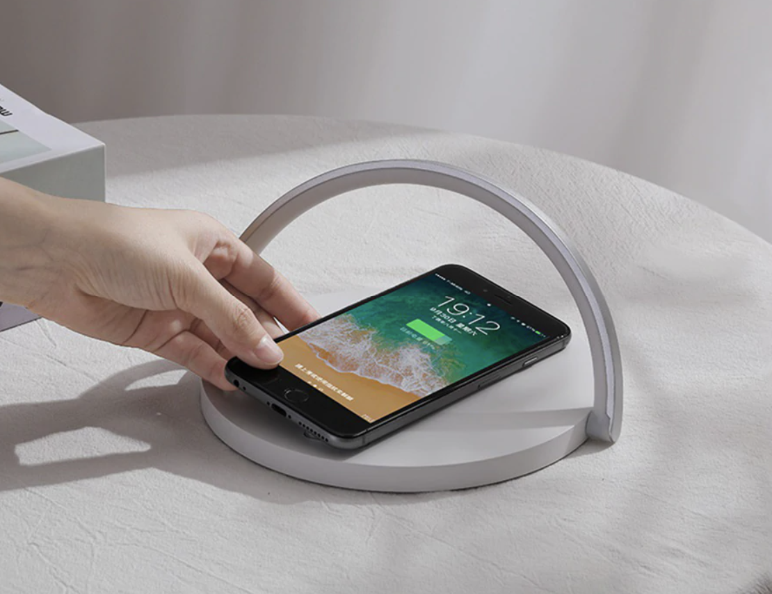 Bowlight Design™ - Lampe de nuit 3-en-1 élégante avec chargeur Qi