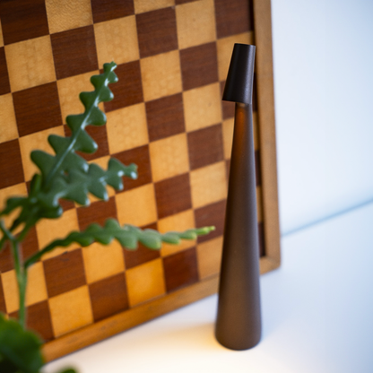 LumiMaître - Lampe de Table LED Rechargeable | Design Moderne et Fonctionnel | Éclairage Ambiant Durable