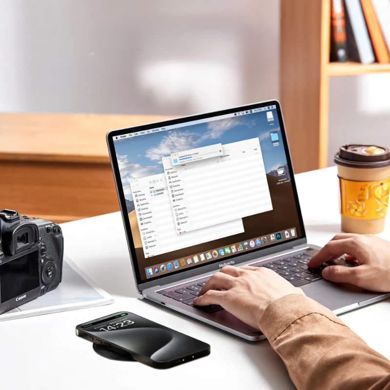 ChargeNest - Solution de charge sans fil sous la table