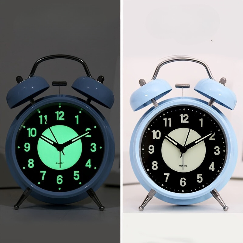 GlowClock – Réveil Métallique Éclairé Moderne Silencieux