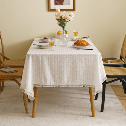 Nappe en coton-lin brodée