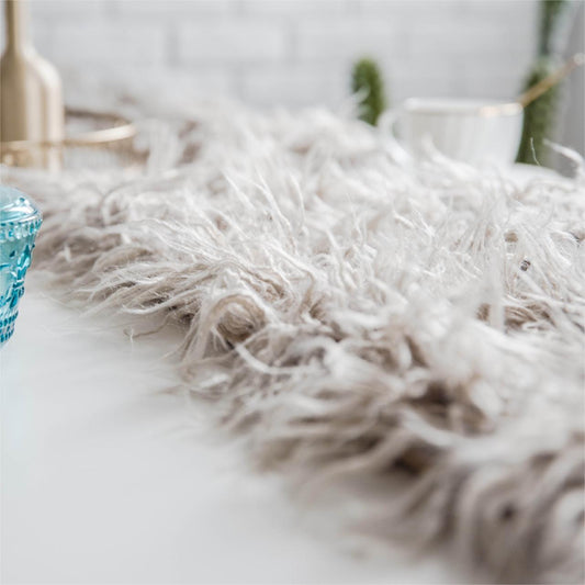 Couverture de table en fausse fourrure pour la fête Décor de banquet