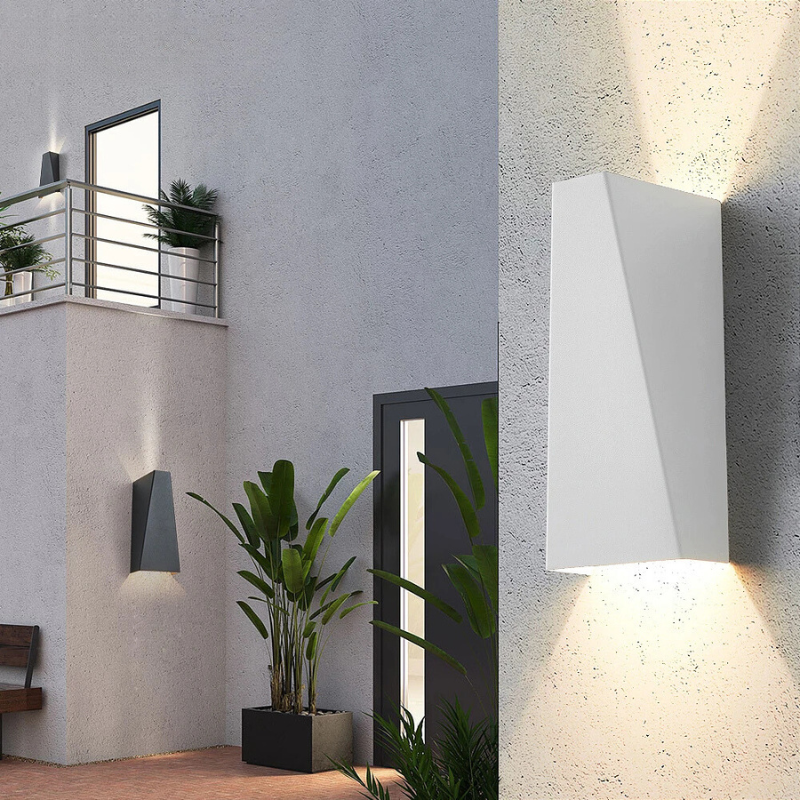 DualGlow - Applique LED élégante pour chambre à coucher et hall