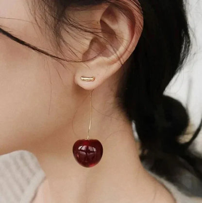 Boucles d'oreilles cerises rouges fleuries - Une touche d'élégance