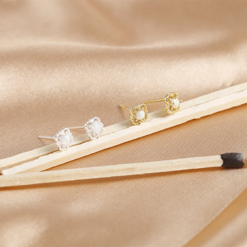 Boucles d'oreilles vintage charmantes avec opale - Collection Seraphina