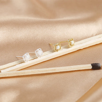 Boucles d'oreilles vintage charmantes avec opale - Collection Seraphina