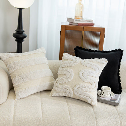 Coussin de lit crémeux romantique