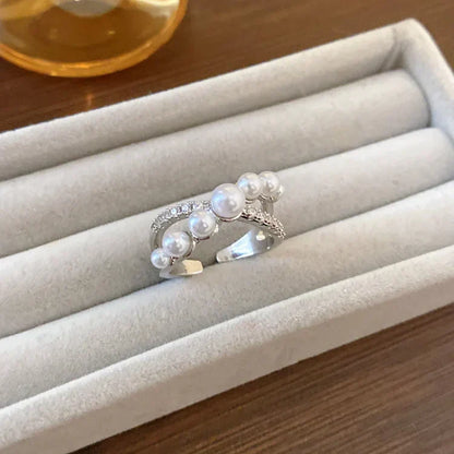 Bague Vintage Élegante Ajustable avec Zirconia Scintillante et Belle Perle - Isadora