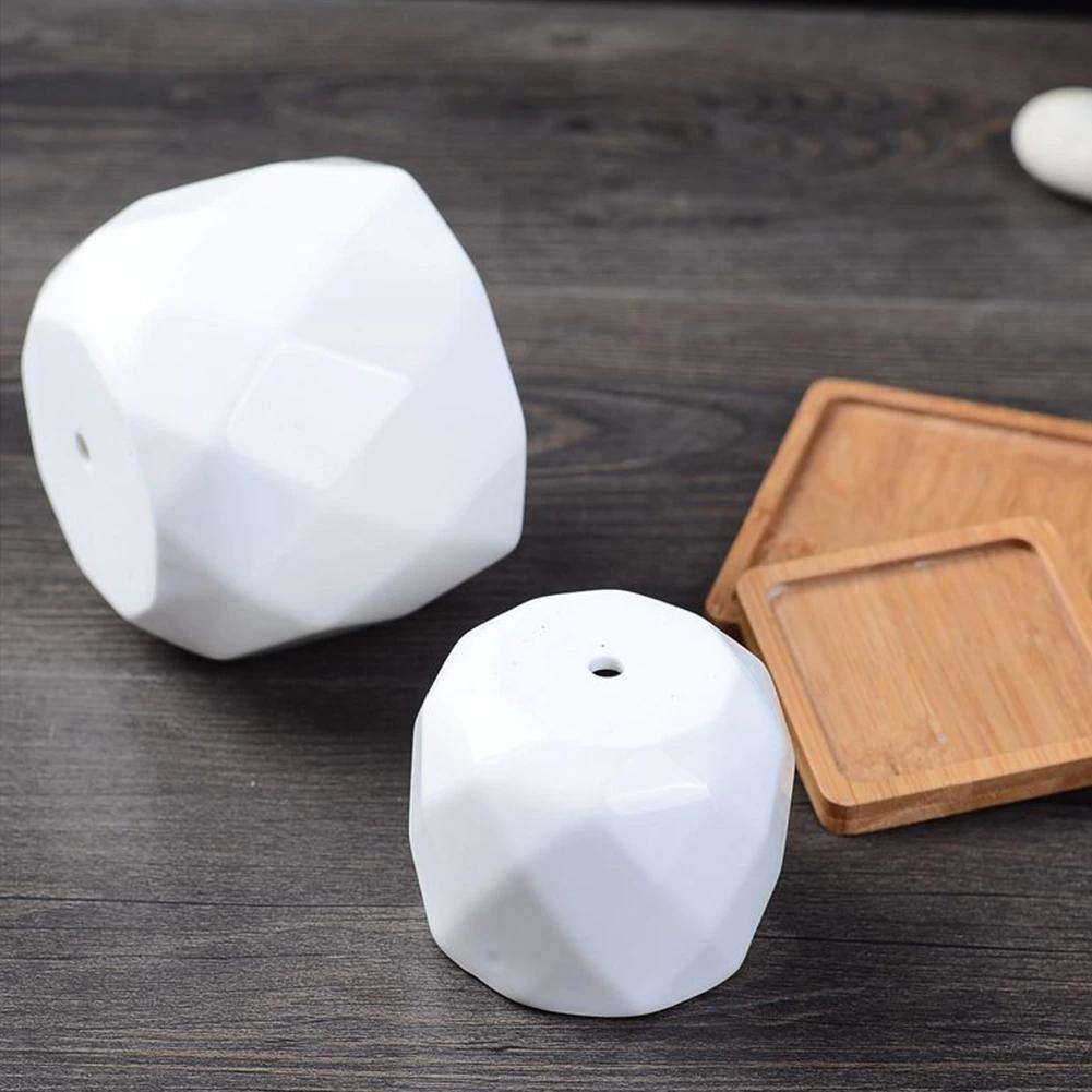 Diamond round ceramic succulent pots Floroux | Modern design | Multiple sizes
