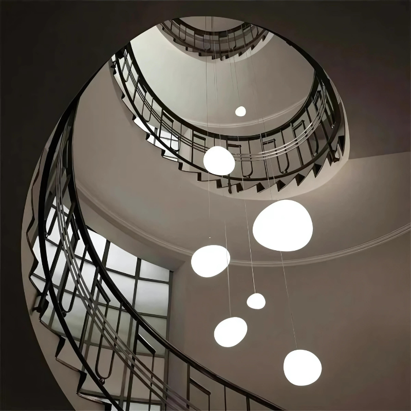 Floroux Design et verre dépolie pour une atmosphère moderne et élégante